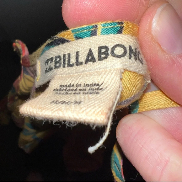 Billabong Yellow Floral Jumpsuit Boho Festival Whimsical Sleeveless Size Medium - Picture 6 of 17